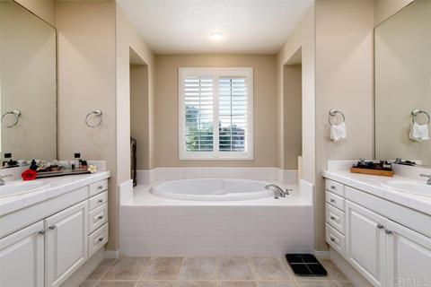 6490 Seaport Pl, Carlsbad, CA 92011 photo 21