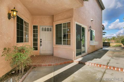 1438 Golfcrest Pl, Vista, CA 92081 photo 4