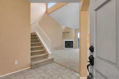 1438 Golfcrest Pl, Vista, CA 92081 photo 5