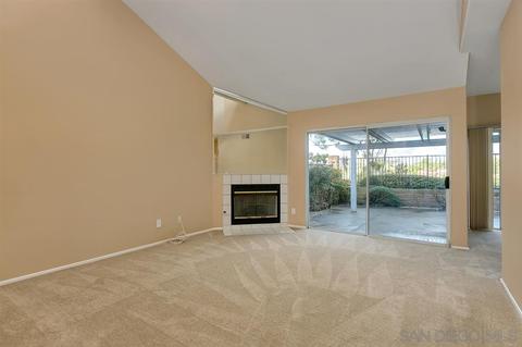 1438 Golfcrest Pl, Vista, CA 92081 photo 8