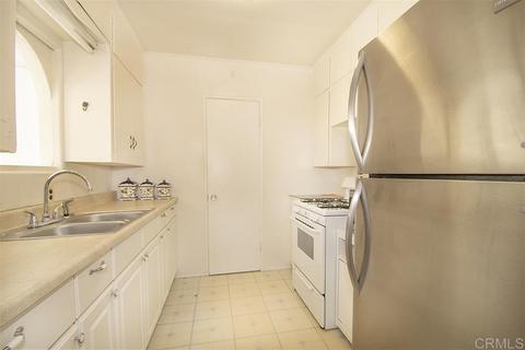 671 Sunset Dr, Vista, CA 92081 photo 8