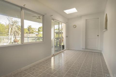 671 Sunset Dr, Vista, CA 92081 photo 5