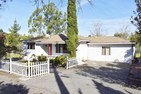 671 Sunset Dr, Vista, CA 92081 photo 1