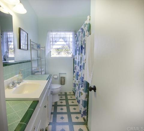 671 Sunset Dr, Vista, CA 92081 photo 11