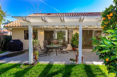 5460 Loganberry Way, Oceanside, CA 92057 photo 4