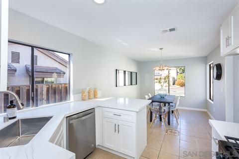 1811 Esquire Gln, Escondido, CA 92029 photo 13