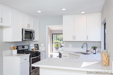 1811 Esquire Gln, Escondido, CA 92029 photo 14