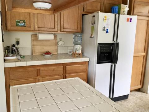 3420 Meadow View Dr, Oceanside, CA 92058 photo 2