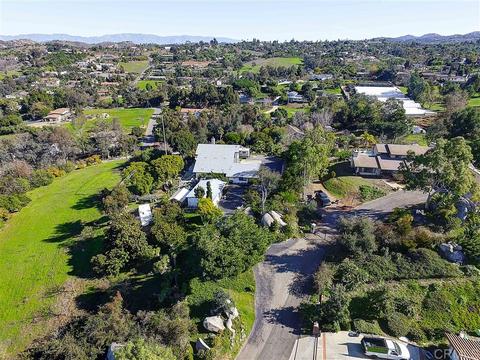 825 Evergreen Ln, Vista, CA 92084 photo 25