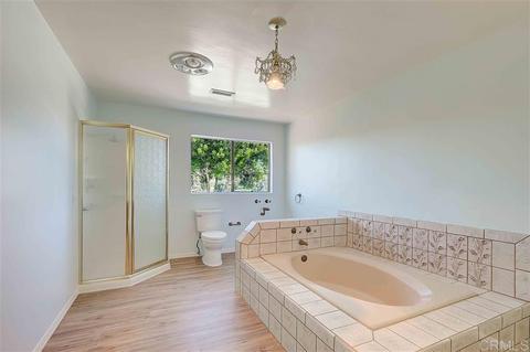 825 Evergreen Ln, Vista, CA 92084 photo 14