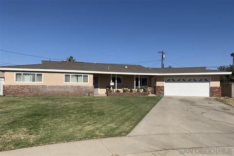 582 E Valencia St, Rialto, CA 92376 photo 1