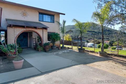 105 Vista Way, El Cajon, CA 92021 photo 1