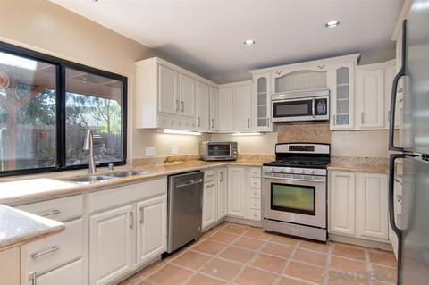105 Vista Way, El Cajon, CA 92021 photo 7