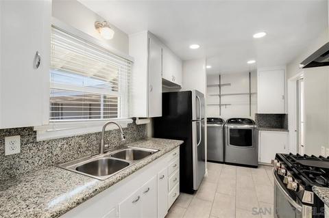 705 West St, Oceanside, CA 92054 photo 9