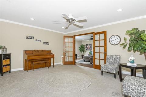 2625 Glenridge Rd, Escondido, CA 92027 photo 4
