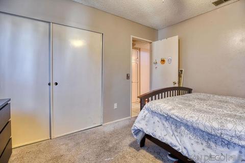 2088 Greenbrier Dr, Oceanside, CA 92054 photo 18