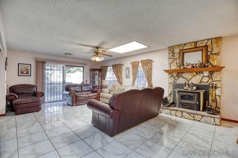 2088 Greenbrier Dr, Oceanside, CA 92054 photo 5
