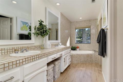3702 Wildrose Gln, Escondido, CA 92025 photo 17