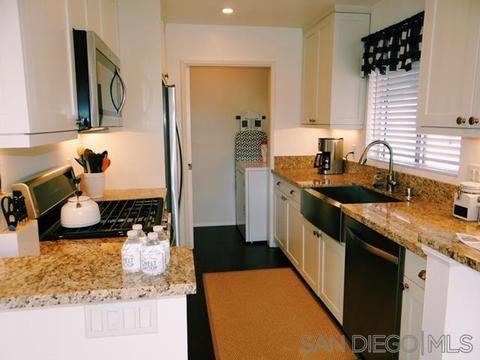 3745 Sky Haven Ln, Oceanside, CA 92056 photo 8