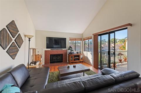 3021 Charwood Ct, Spring Valley, CA 91978 photo 4