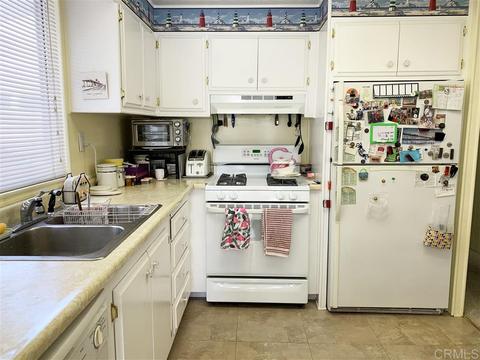 204 Mockingbird Ln, Oceanside, CA 92057 photo 11