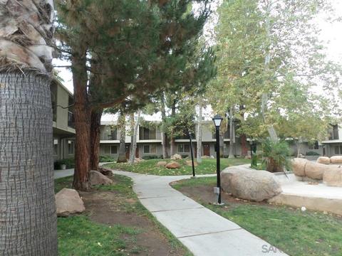 1045 Peach Ave #33, El Cajon, CA 92021 photo 2