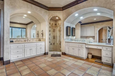 2046 Mango Gln, Vista, CA 92084 photo 14