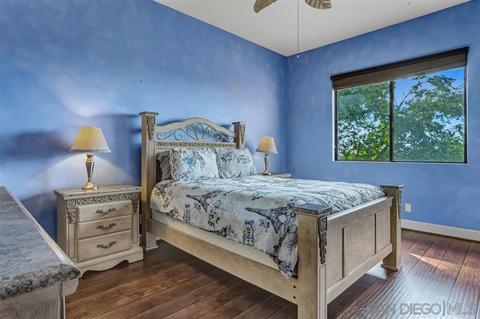 2046 Mango Gln, Vista, CA 92084 photo 18