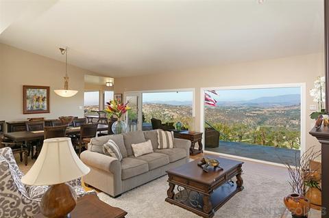 29092 N View Ln, Escondido, CA 92026 photo 1