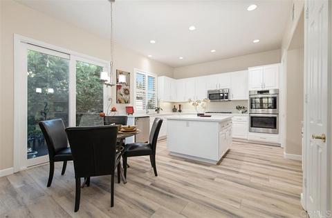 45443 Callesito Altar, Temecula, CA 92592 photo 4
