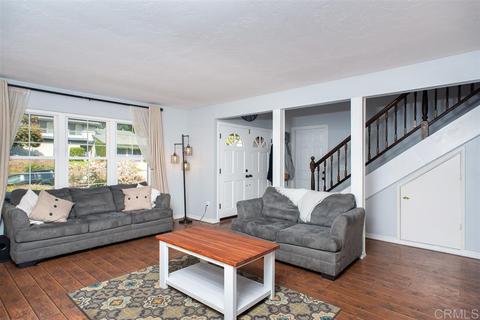 256 Blockton Rd, Vista, CA 92083 photo 4