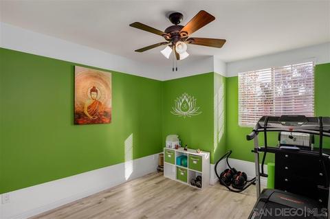 1622 Harbor Dr, Vista, CA 92081 photo 17
