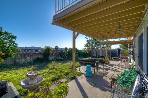 2354 Valley View Pl, Escondido, CA 92026 photo 11