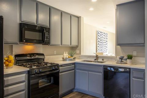 876 Marigold, Carlsbad, CA 92011 photo 7