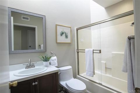 876 Marigold, Carlsbad, CA 92011 photo 12