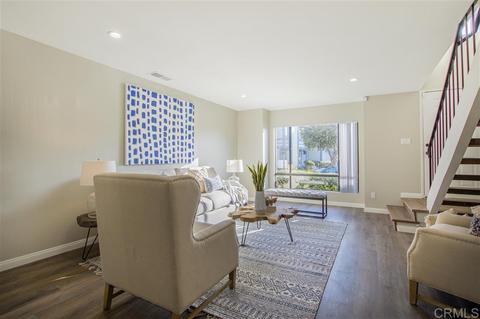 876 Marigold, Carlsbad, CA 92011 photo 4