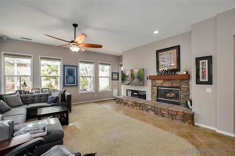 370 Melbourne Gln, Escondido, CA 92026 photo 7