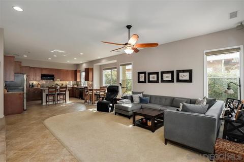 370 Melbourne Gln, Escondido, CA 92026 photo 8