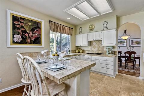 1098 Funquest Dr, Fallbrook, CA 92028 photo 8