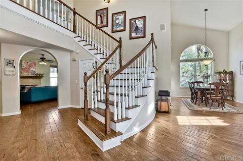 1098 Funquest Dr, Fallbrook, CA 92028 photo 2
