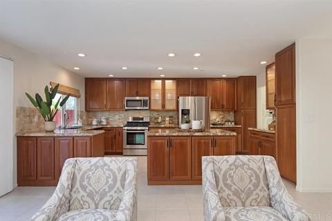 4558 Hancock Cir, Oceanside, CA 92056 photo 9