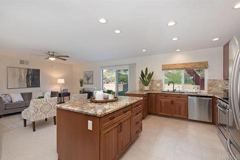 4558 Hancock Cir, Oceanside, CA 92056 photo 11