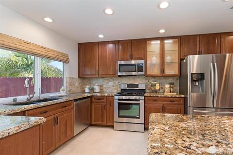 4558 Hancock Cir, Oceanside, CA 92056 photo 10