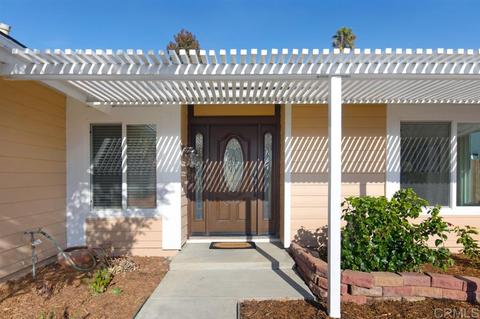 4558 Hancock Cir, Oceanside, CA 92056 photo 4