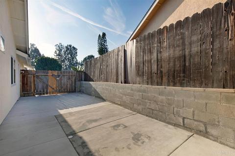 4558 Hancock Cir, Oceanside, CA 92056 photo 24