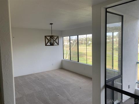 2556 Navarra Dr #E, Carlsbad, CA 92009 photo 2