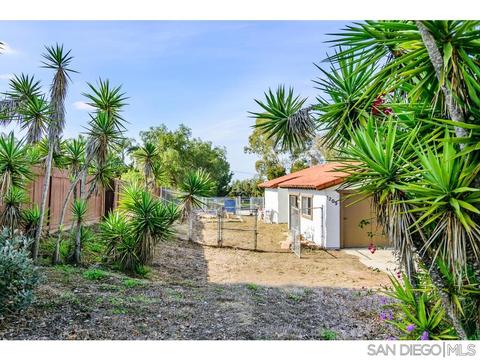 1209 Sunset Dr, Vista, CA 92081 photo 22