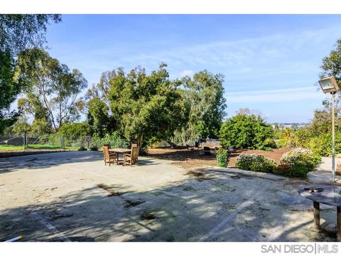 1209 Sunset Dr, Vista, CA 92081 photo 7