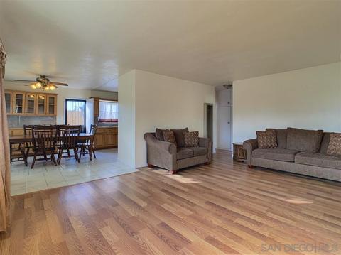 916 Ramona Ave, Spring Valley, CA 91977 photo 16
