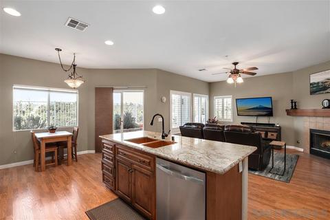 986 Bel Air Dr E, Vista, CA 92084 photo 12